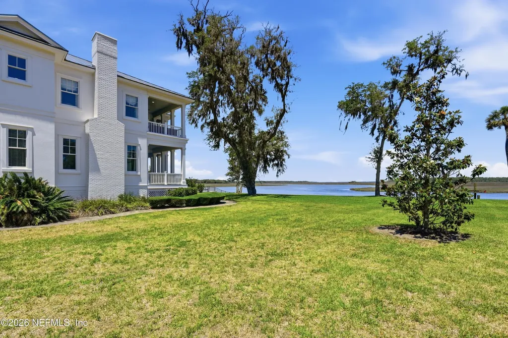 3013/3021 Sunset Landing Drive Jacksonville FL 32226