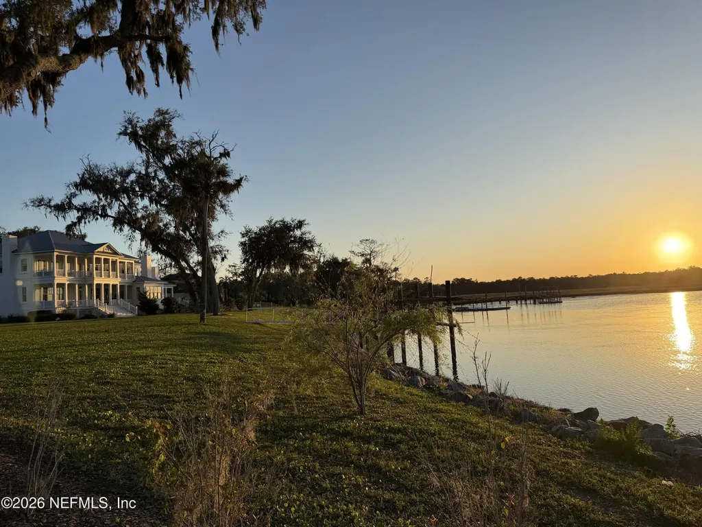 3013/3021 Sunset Landing Drive Jacksonville FL 32226