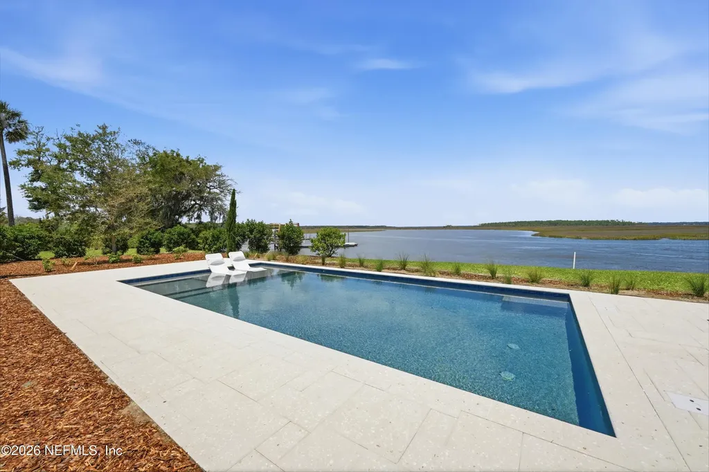 3013/3021 Sunset Landing Drive Jacksonville FL 32226