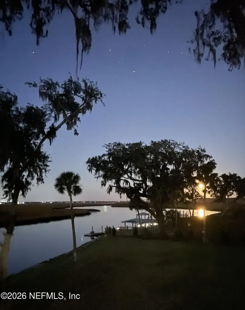 3013/3021 Sunset Landing Drive Jacksonville FL 32226