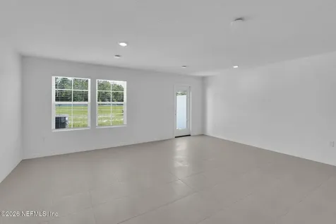 10110 Whistling Pne Court Jacksonville FL 32221