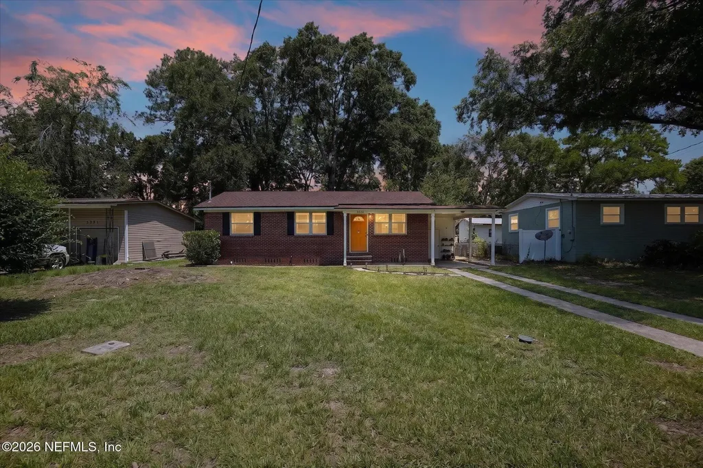 5323 Poppy Drive Jacksonville FL 32205