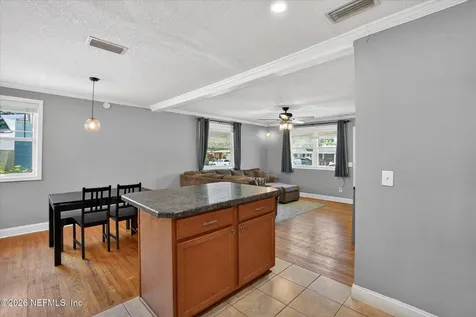 5323 Poppy Drive Jacksonville FL 32205