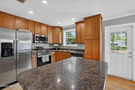 5323 Poppy Drive Jacksonville FL 32205