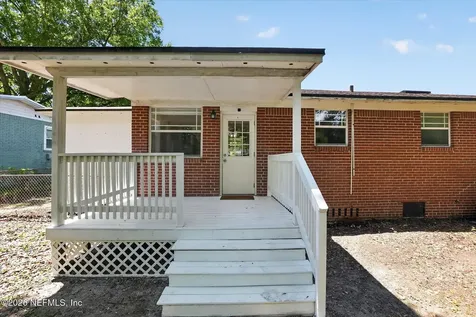 5323 Poppy Drive Jacksonville FL 32205