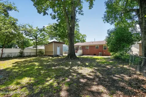 5323 Poppy Drive Jacksonville FL 32205