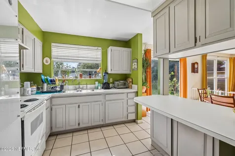 1189 Crown Drive Jacksonville FL 32221
