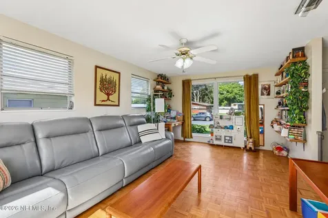 1189 Crown Drive Jacksonville FL 32221