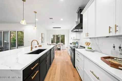 1324 Morvenwood Road Jacksonville FL 32207