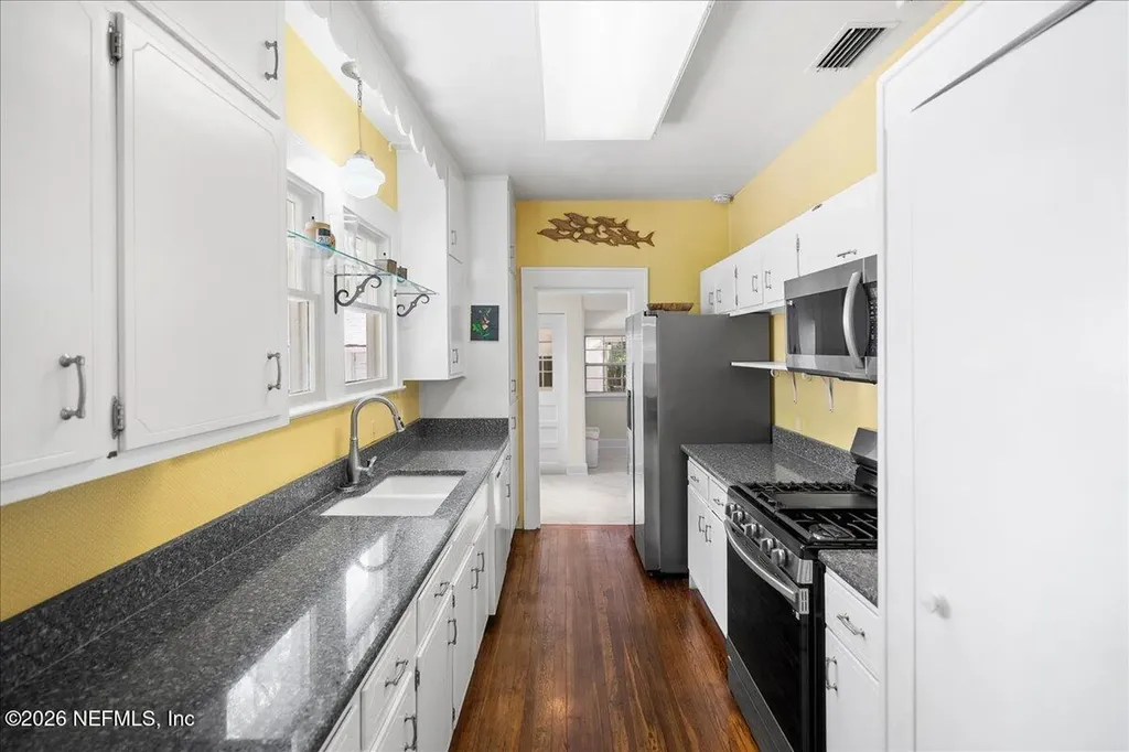 4343 Irvington Avenue Jacksonville FL 32210