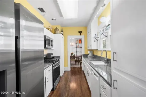 4343 Irvington Avenue Jacksonville FL 32210