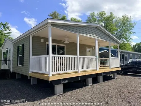 140 Islander Road Satsuma FL 32189