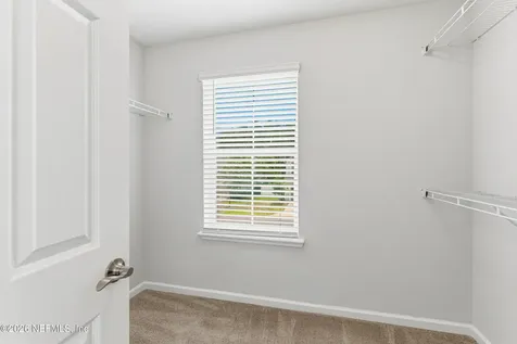 38 Cloverbrook Road St. Johns FL 32259