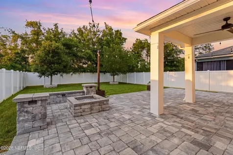 38 Cloverbrook Road St. Johns FL 32259