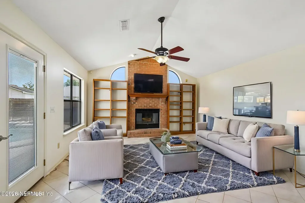 9697 Underwood Court Jacksonville FL 32221