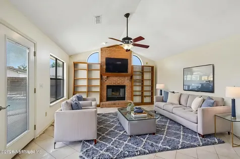 9697 Underwood Court Jacksonville FL 32221