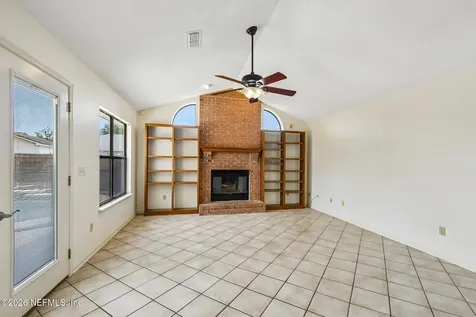 9697 Underwood Court Jacksonville FL 32221