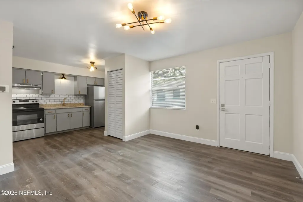 3329 Mayflower Street Jacksonville FL 32205