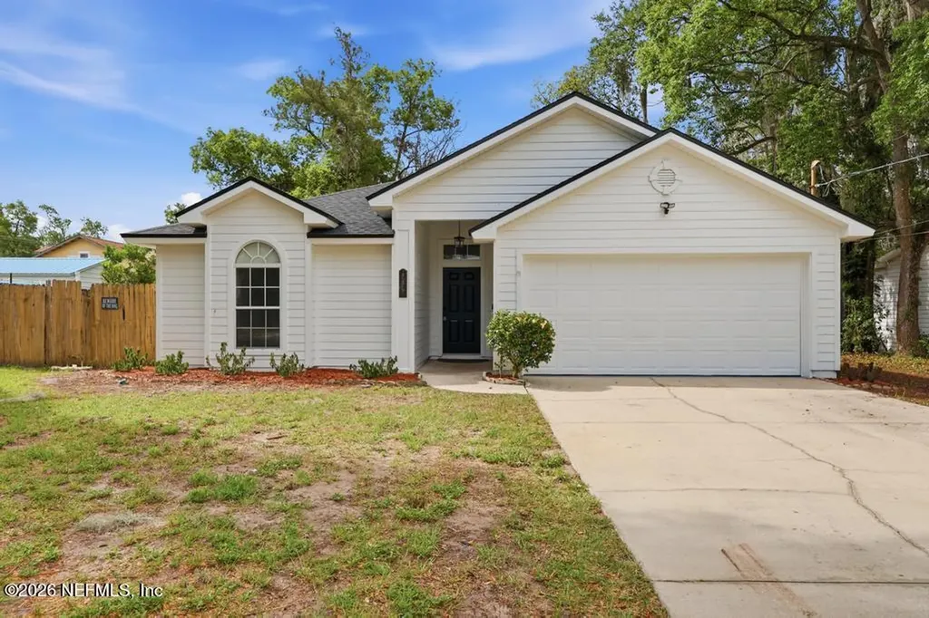 809 Bay Street Green Cove Springs FL 32043