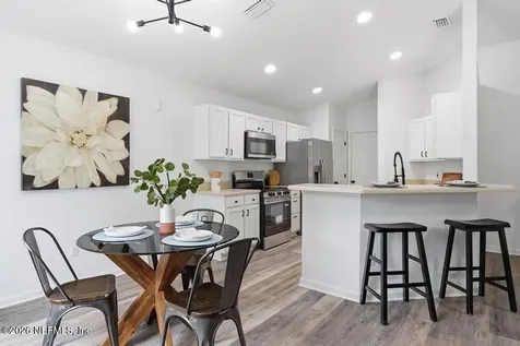 809 Bay Street Green Cove Springs FL 32043