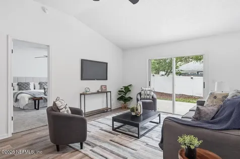 809 Bay Street Green Cove Springs FL 32043
