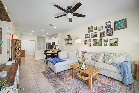 281 Coastline Way St. Johns FL 32092