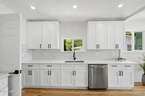 6918 Park Circle Jacksonville FL 32208