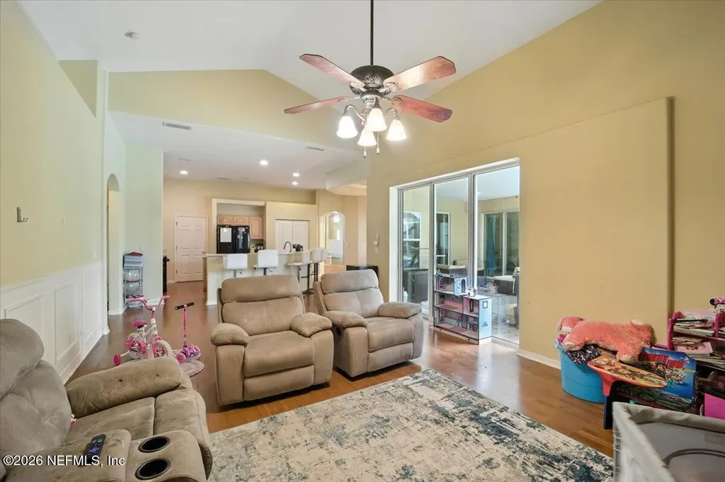 24 Lakeside Place W Palm Coast FL 32137