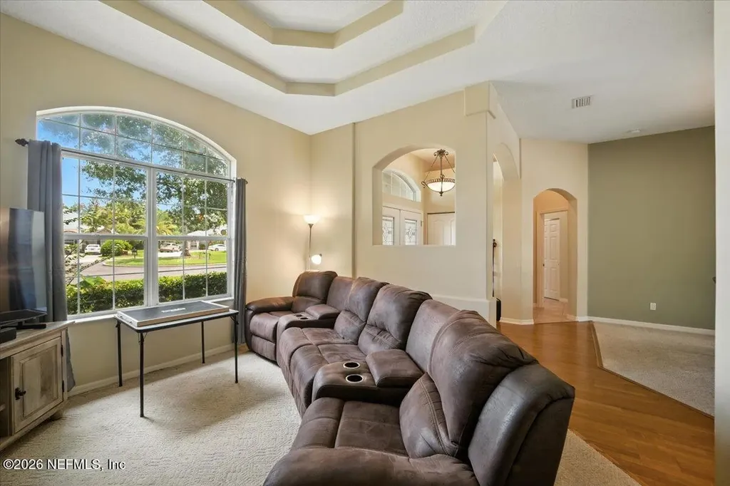 24 Lakeside Place W Palm Coast FL 32137