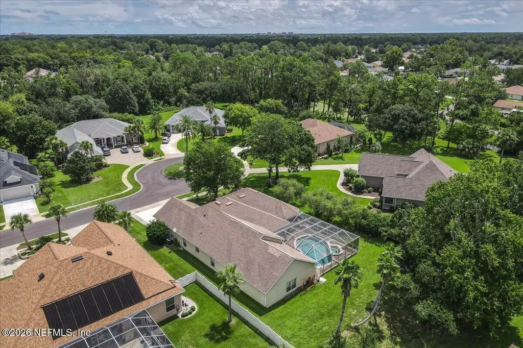 24 Lakeside Place W Palm Coast FL 32137