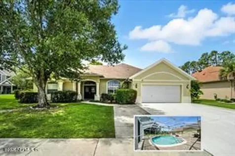 24 Lakeside Place W Palm Coast FL 32137