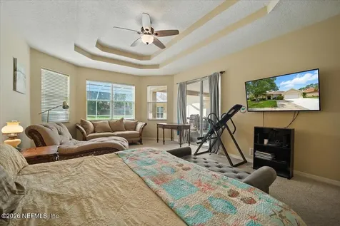 24 Lakeside Place W Palm Coast FL 32137