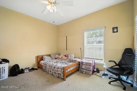 24 Lakeside Place W Palm Coast FL 32137