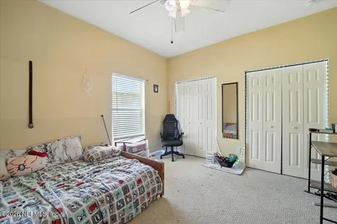 24 Lakeside Place W Palm Coast FL 32137