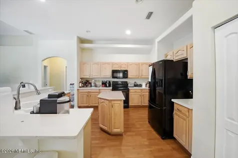 24 Lakeside Place W Palm Coast FL 32137