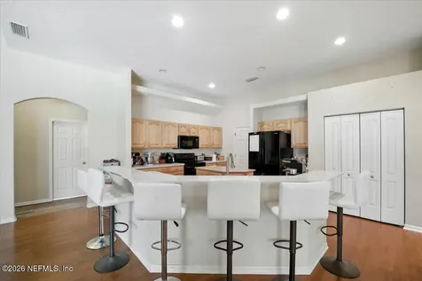 24 Lakeside Place W Palm Coast FL 32137
