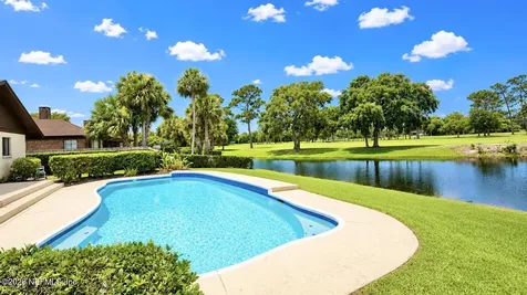 8166 Hunters Grove Road Jacksonville FL 32256