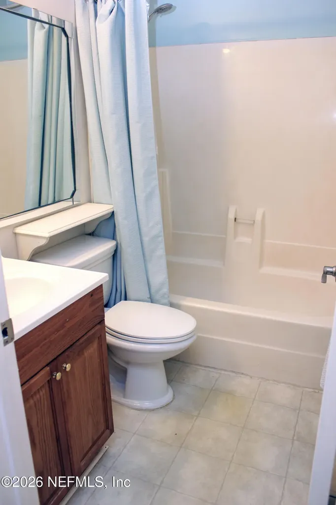 1501 Challenger Court W Jacksonville FL 32233