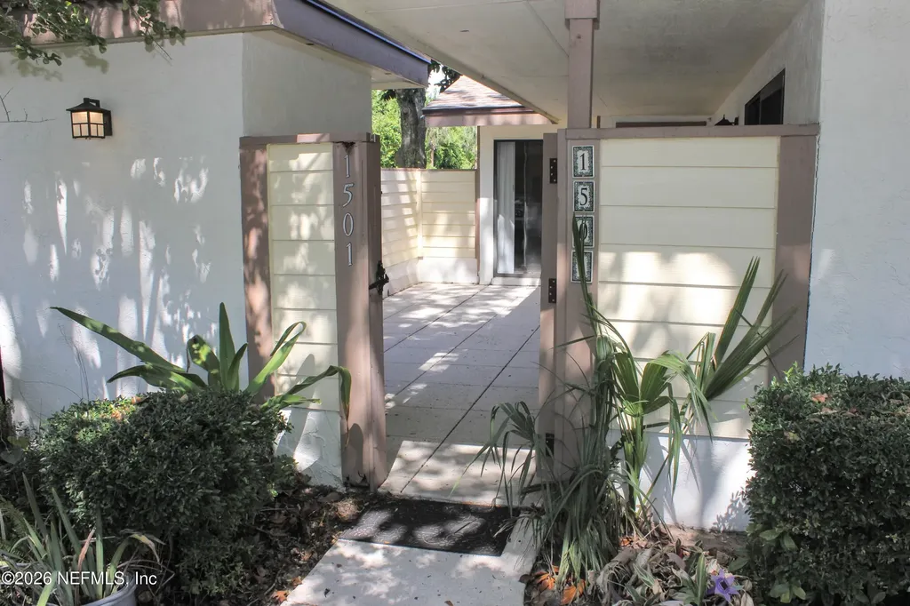 1501 Challenger Court W Jacksonville FL 32233