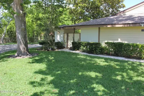 1501 Challenger Court W Jacksonville FL 32233