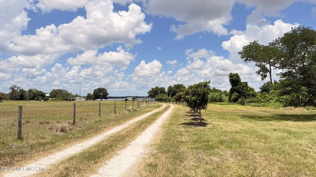 1302 Fort Meade Road Frostproof FL 33843