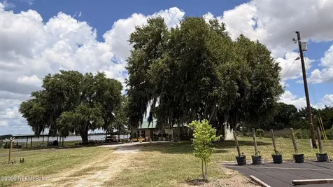 1302 Fort Meade Road Frostproof FL 33843