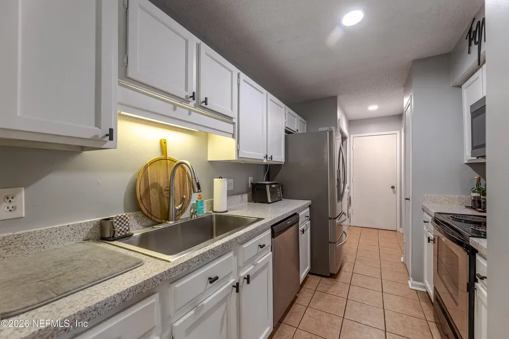 3801 Windridge Court Jacksonville FL 32257