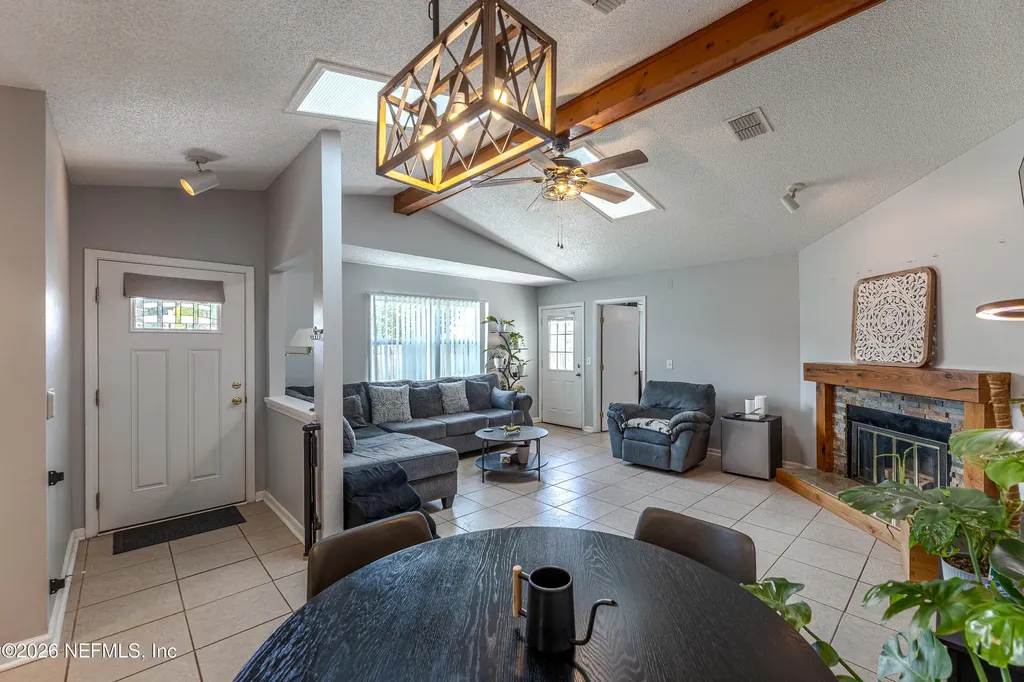 3801 Windridge Court Jacksonville FL 32257