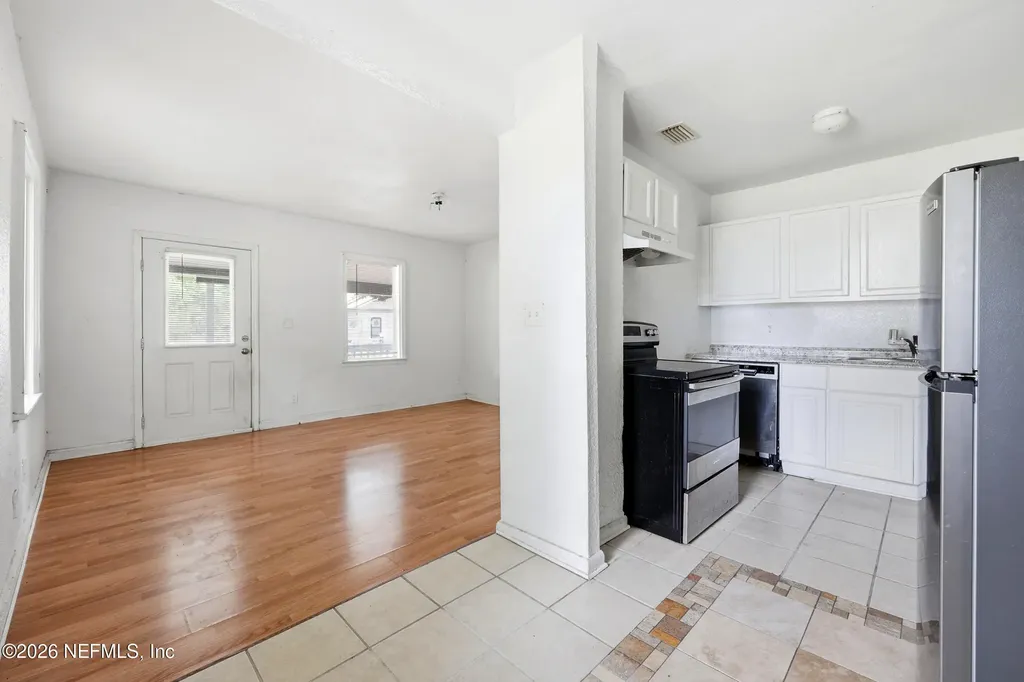 1533 E 12th Street Jacksonville FL 32206