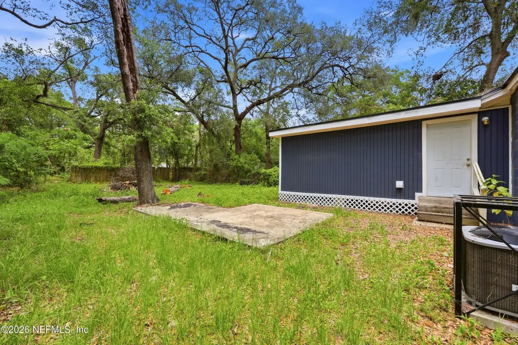 1533 E 12th Street Jacksonville FL 32206