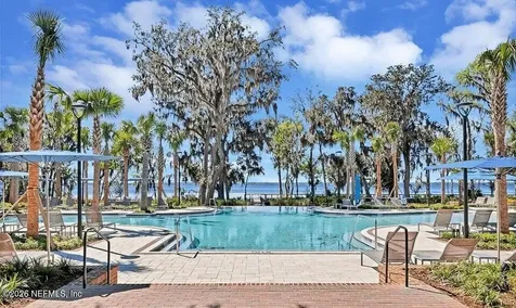 381 Oakmoss Drive St. Johns FL 32259