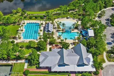 381 Oakmoss Drive St. Johns FL 32259