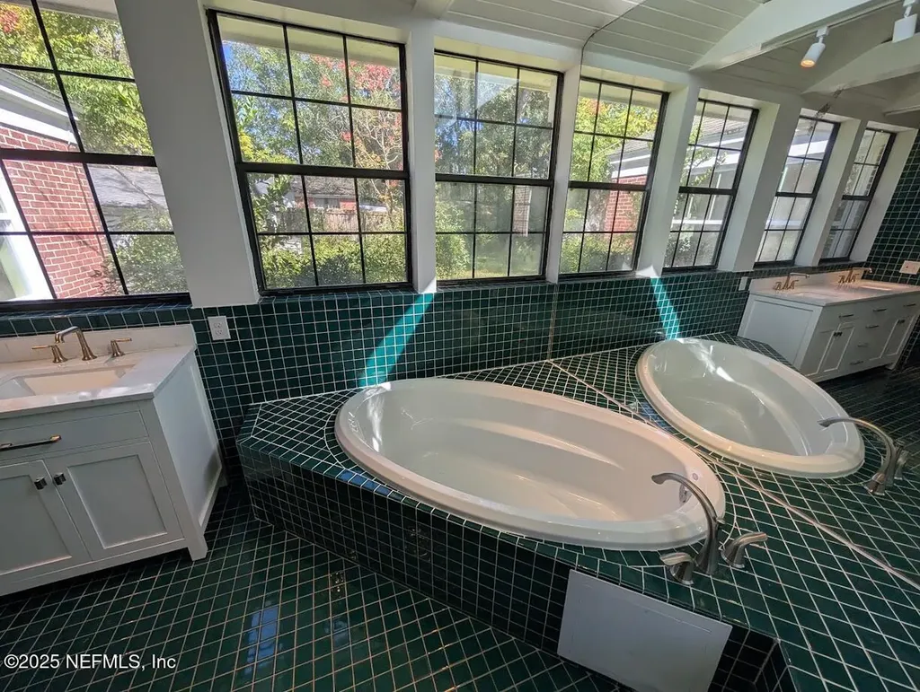 1429 Azalea Drive Jacksonville FL 32205