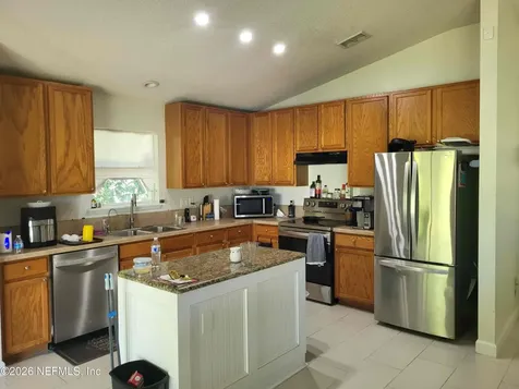 10998 S River Falls Drive Jacksonville FL 32218